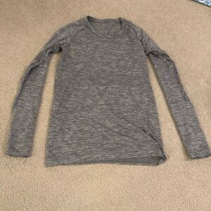 Women’s Lululemon Running Long Sleeved Shirt